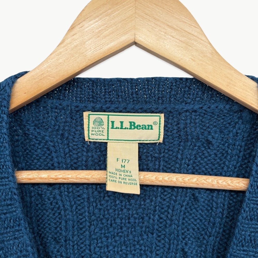 Vintage L.L. Bean Fisherman Cable Knit Wool Cardigan Sz Medium Navy 90s Classic - Picture 2 of 13